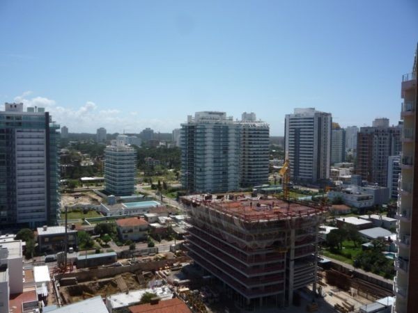 Departamento con vistas a la Brava y todos los servicios